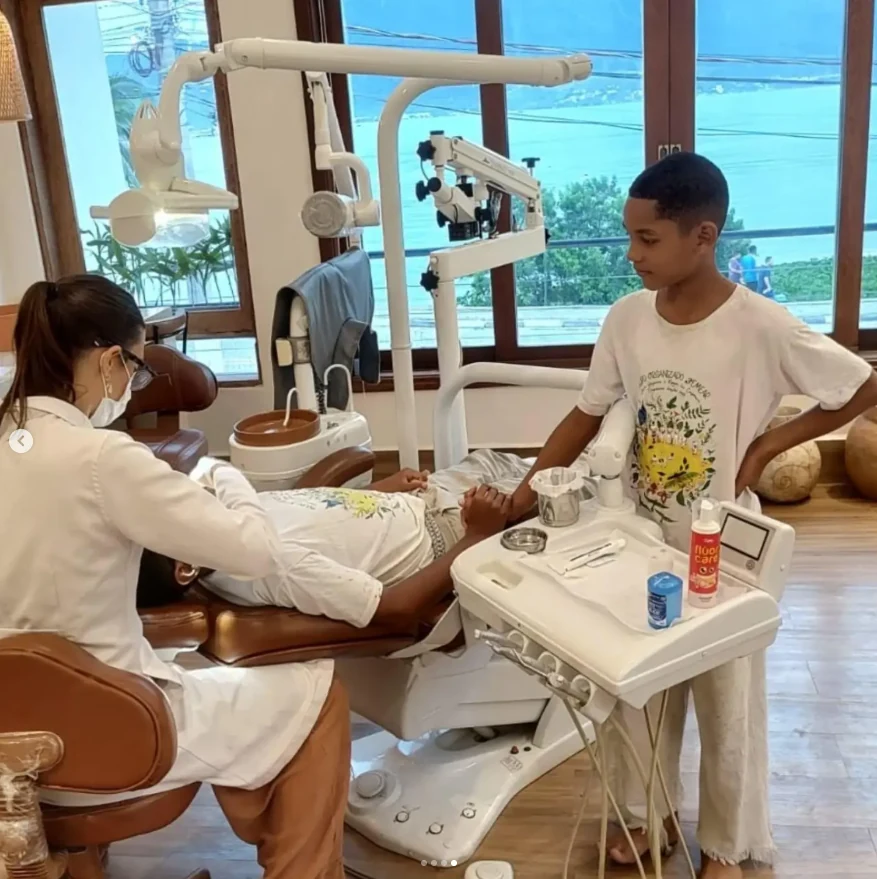 Atendimento odontológico com crianças